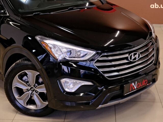 Черный Хендай Санта Фе, объемом двигателя 3.3 л и пробегом 164 тыс. км за 12900 $, фото 2 на Automoto.ua