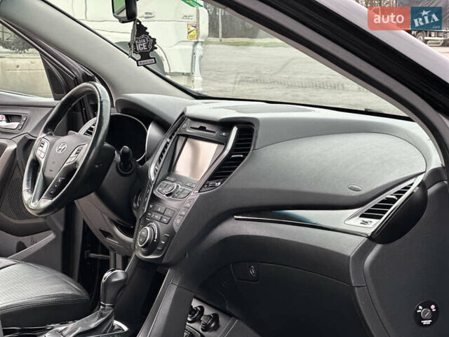 Черный Хендай Санта Фе, объемом двигателя 2.2 л и пробегом 204 тыс. км за 20700 $, фото 23 на Automoto.ua