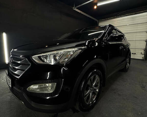 Черный Хендай Санта Фе, объемом двигателя 2.35 л и пробегом 135 тыс. км за 19800 $, фото 3 на Automoto.ua