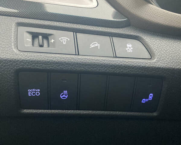 Черный Хендай Санта Фе, объемом двигателя 2.36 л и пробегом 178 тыс. км за 14200 $, фото 13 на Automoto.ua