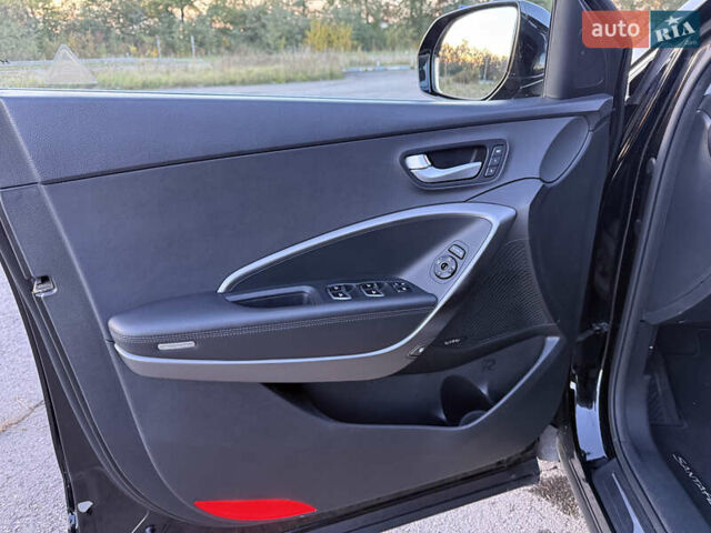 Черный Хендай Санта Фе, объемом двигателя 2.2 л и пробегом 179 тыс. км за 23300 $, фото 33 на Automoto.ua