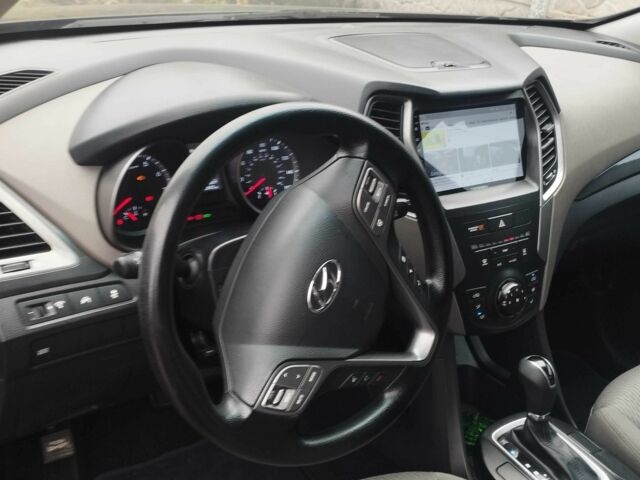 Чорний Хендай Санта Фе, об'ємом двигуна 2.4 л та пробігом 183 тис. км за 13500 $, фото 1 на Automoto.ua