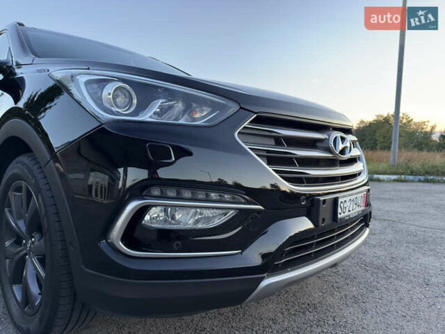 Черный Хендай Санта Фе, объемом двигателя 2.2 л и пробегом 179 тыс. км за 23300 $, фото 17 на Automoto.ua