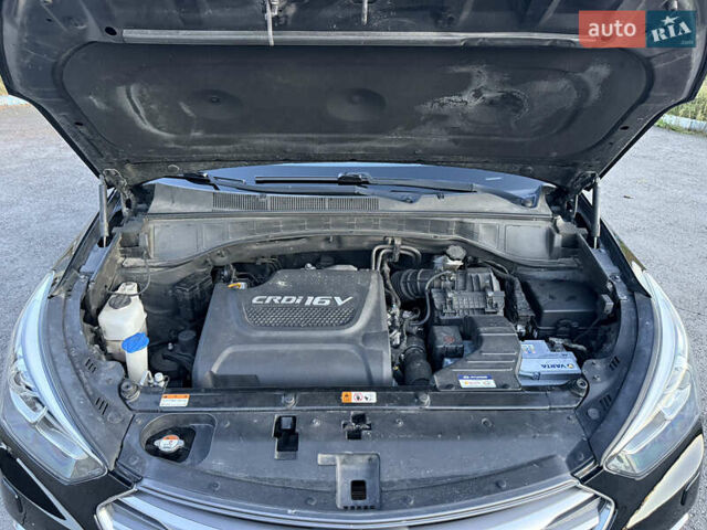 Черный Хендай Санта Фе, объемом двигателя 2.2 л и пробегом 179 тыс. км за 23300 $, фото 64 на Automoto.ua