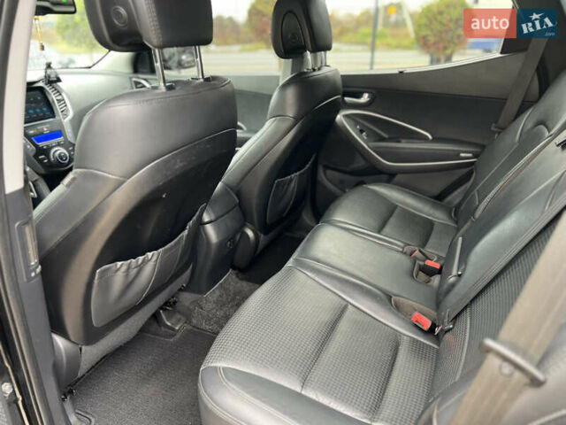 Черный Хендай Санта Фе, объемом двигателя 2 л и пробегом 176 тыс. км за 13600 $, фото 18 на Automoto.ua