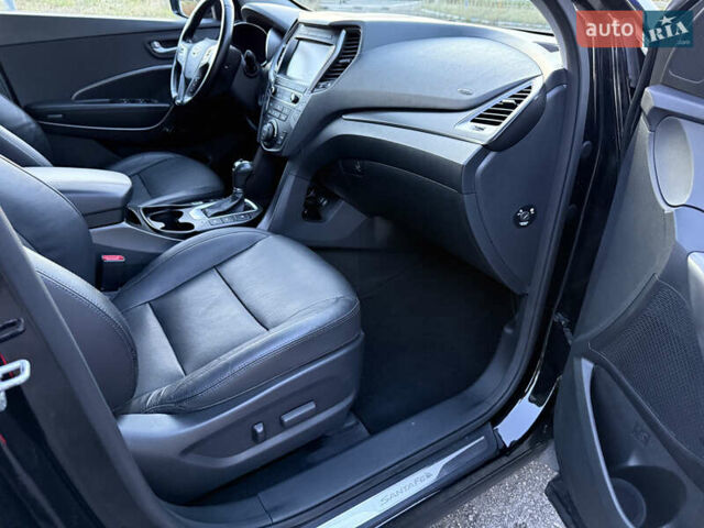 Черный Хендай Санта Фе, объемом двигателя 2.2 л и пробегом 179 тыс. км за 23300 $, фото 43 на Automoto.ua