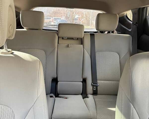 Чорний Хендай Санта Фе, об'ємом двигуна 2.4 л та пробігом 131 тис. км за 15500 $, фото 8 на Automoto.ua