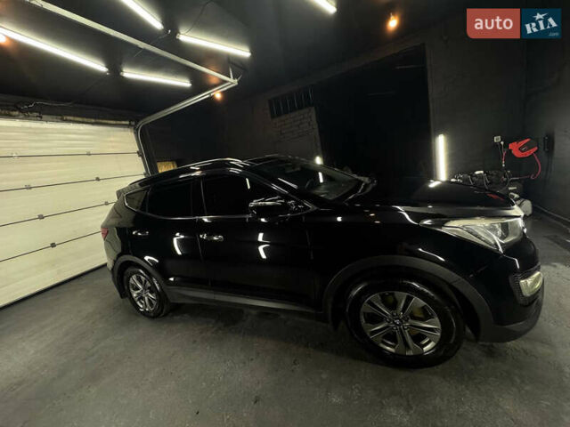 Черный Хендай Санта Фе, объемом двигателя 2.35 л и пробегом 135 тыс. км за 19800 $, фото 12 на Automoto.ua