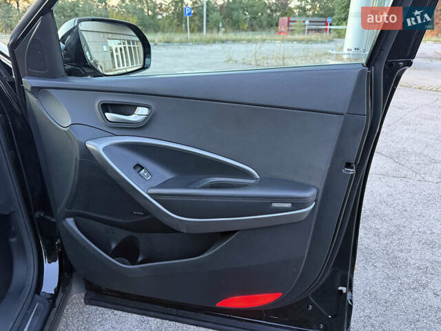 Черный Хендай Санта Фе, объемом двигателя 2.2 л и пробегом 179 тыс. км за 23300 $, фото 42 на Automoto.ua