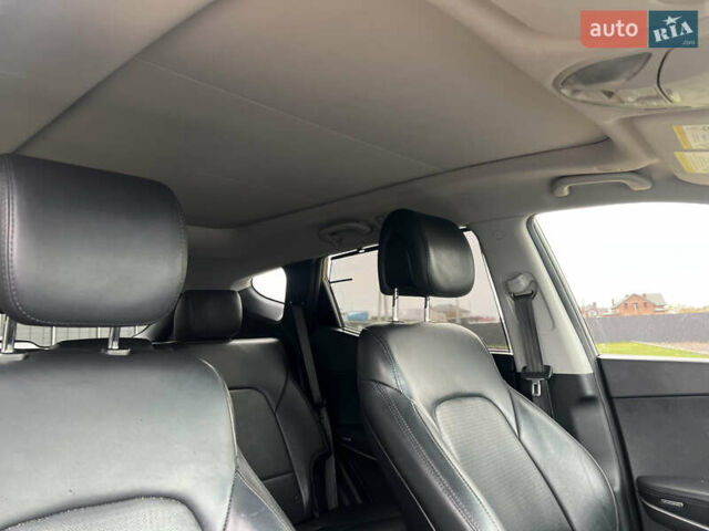 Черный Хендай Санта Фе, объемом двигателя 2 л и пробегом 176 тыс. км за 13600 $, фото 24 на Automoto.ua