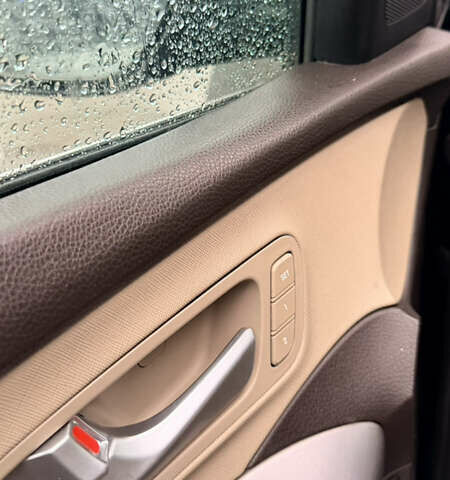 Черный Хендай Санта Фе, объемом двигателя 2.2 л и пробегом 155 тыс. км за 18499 $, фото 11 на Automoto.ua