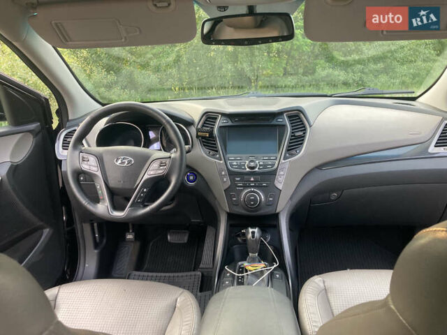 Черный Хендай Санта Фе, объемом двигателя 2.36 л и пробегом 178 тыс. км за 14200 $, фото 9 на Automoto.ua