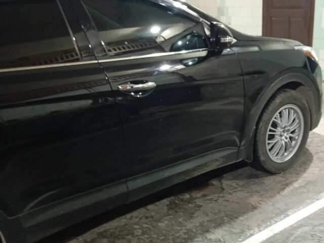 Черный Хендай Санта Фе, объемом двигателя 3.3 л и пробегом 147 тыс. км за 16500 $, фото 7 на Automoto.ua