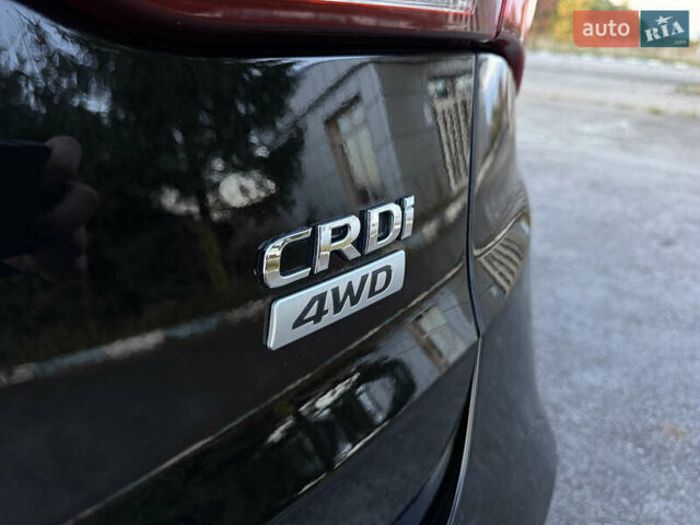 Черный Хендай Санта Фе, объемом двигателя 2.2 л и пробегом 179 тыс. км за 23300 $, фото 26 на Automoto.ua