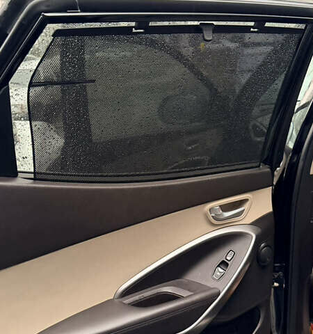 Черный Хендай Санта Фе, объемом двигателя 2.2 л и пробегом 155 тыс. км за 18499 $, фото 13 на Automoto.ua