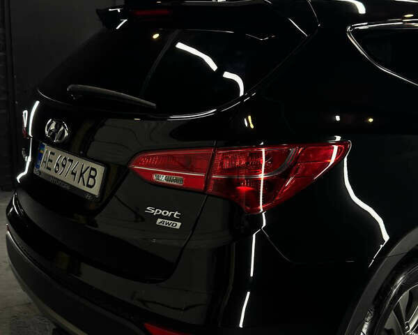 Черный Хендай Санта Фе, объемом двигателя 2.35 л и пробегом 135 тыс. км за 19800 $, фото 14 на Automoto.ua