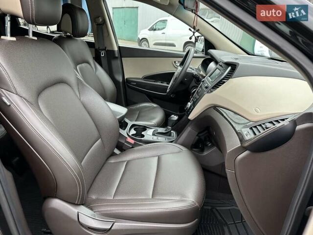 Черный Хендай Санта Фе, объемом двигателя 2.36 л и пробегом 130 тыс. км за 14690 $, фото 22 на Automoto.ua