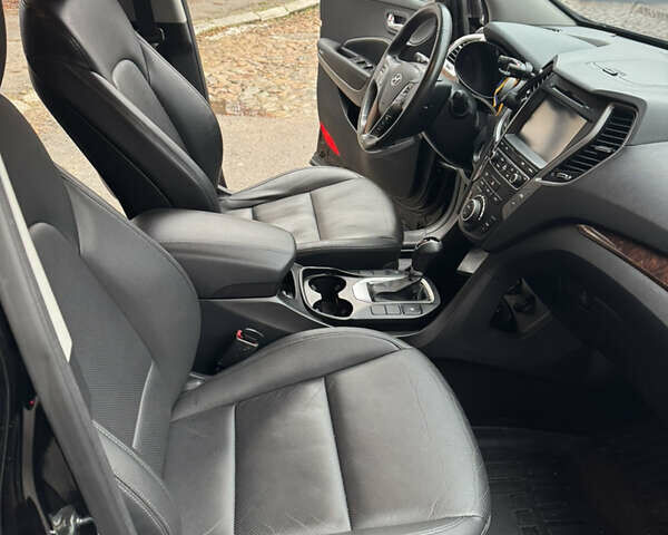 Черный Хендай Санта Фе, объемом двигателя 2 л и пробегом 175 тыс. км за 19950 $, фото 20 на Automoto.ua