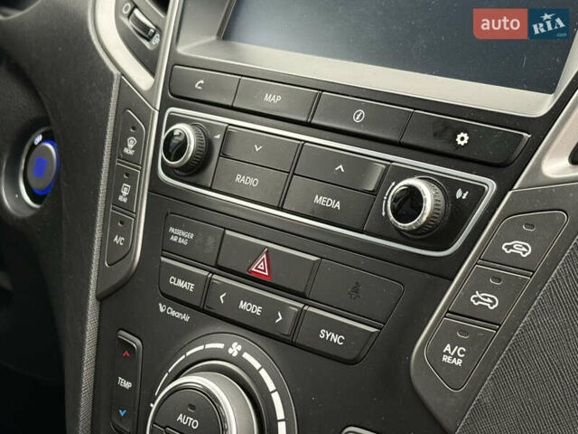 Черный Хендай Санта Фе, объемом двигателя 2.2 л и пробегом 190 тыс. км за 21650 $, фото 55 на Automoto.ua