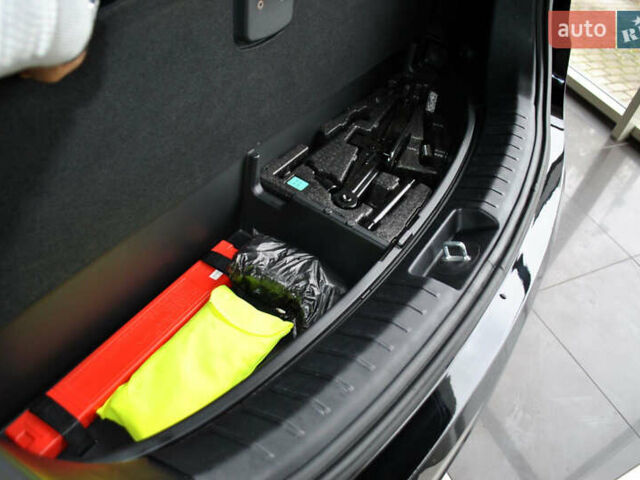 Черный Хендай Санта Фе, объемом двигателя 2.2 л и пробегом 130 тыс. км за 23500 $, фото 40 на Automoto.ua