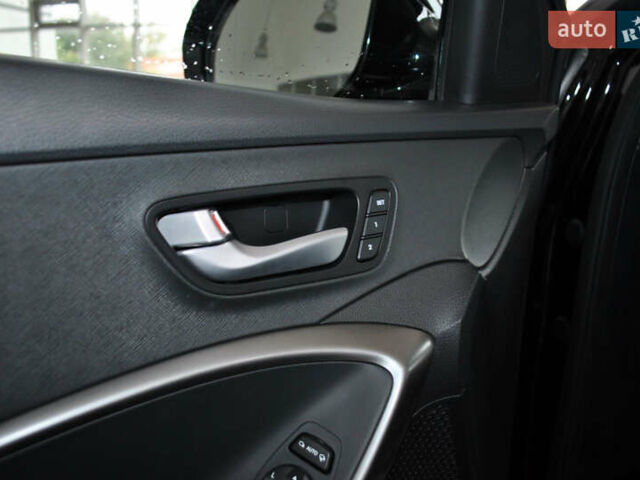 Черный Хендай Санта Фе, объемом двигателя 2.2 л и пробегом 130 тыс. км за 23500 $, фото 28 на Automoto.ua