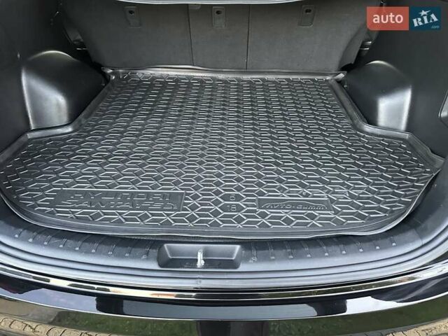 Чорний Хендай Санта Фе, об'ємом двигуна 2.2 л та пробігом 199 тис. км за 19397 $, фото 156 на Automoto.ua