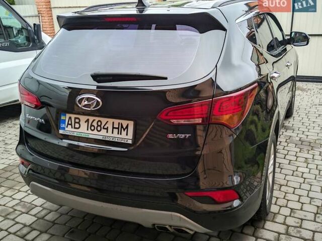 Черный Хендай Санта Фе, объемом двигателя 2 л и пробегом 200 тыс. км за 19500 $, фото 5 на Automoto.ua