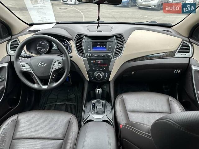 Черный Хендай Санта Фе, объемом двигателя 2.36 л и пробегом 130 тыс. км за 14690 $, фото 27 на Automoto.ua