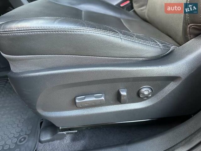 Чорний Хендай Санта Фе, об'ємом двигуна 2.2 л та пробігом 199 тис. км за 19397 $, фото 97 на Automoto.ua