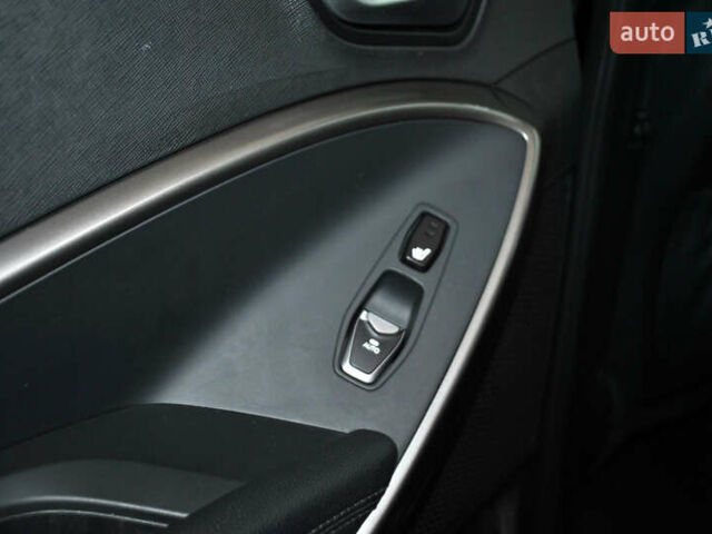 Черный Хендай Санта Фе, объемом двигателя 2.2 л и пробегом 130 тыс. км за 23500 $, фото 31 на Automoto.ua