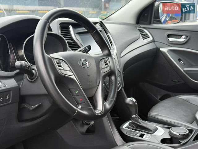 Чорний Хендай Санта Фе, об'ємом двигуна 2.2 л та пробігом 190 тис. км за 20999 $, фото 31 на Automoto.ua