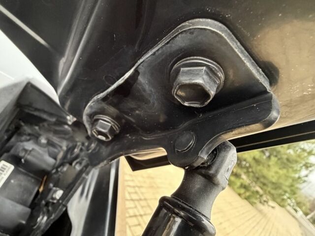 Черный Хендай Санта Фе, объемом двигателя 2.4 л и пробегом 141 тыс. км за 13699 $, фото 18 на Automoto.ua