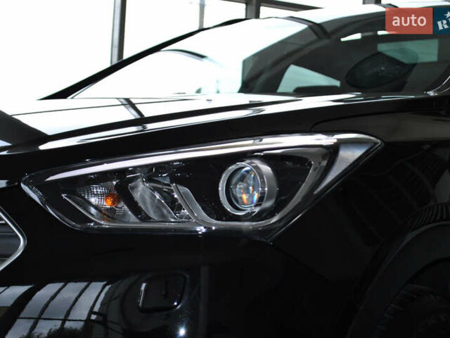 Черный Хендай Санта Фе, объемом двигателя 2.2 л и пробегом 130 тыс. км за 23500 $, фото 11 на Automoto.ua