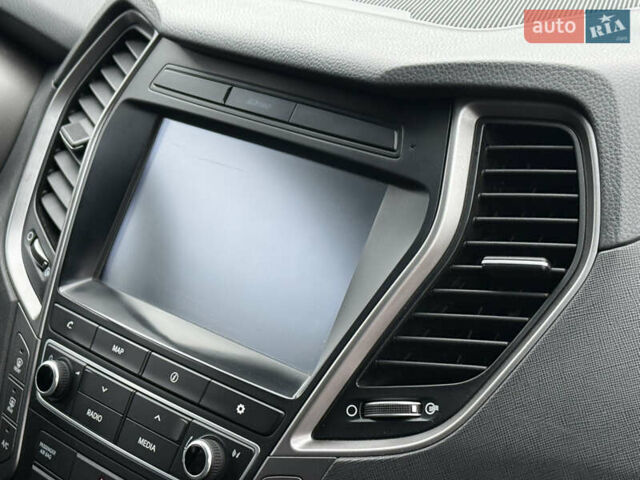 Черный Хендай Санта Фе, объемом двигателя 2.2 л и пробегом 188 тыс. км за 21750 $, фото 54 на Automoto.ua