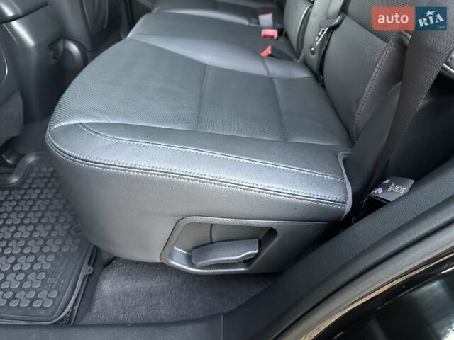 Чорний Хендай Санта Фе, об'ємом двигуна 2.2 л та пробігом 199 тис. км за 19397 $, фото 146 на Automoto.ua