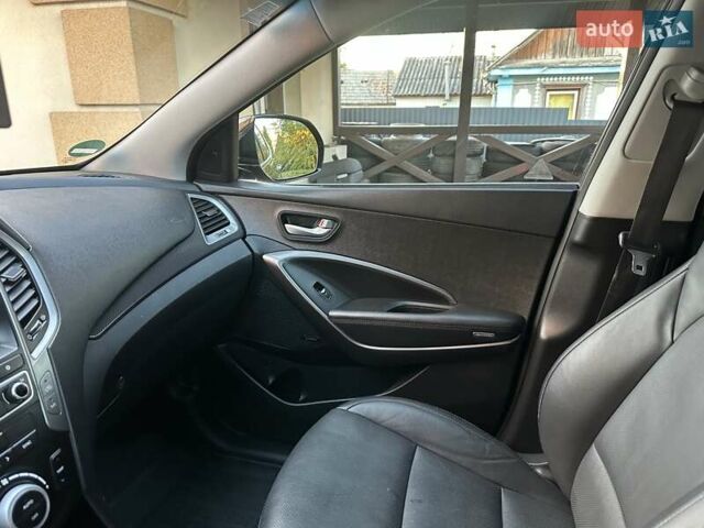 Чорний Хендай Санта Фе, об'ємом двигуна 2.2 л та пробігом 199 тис. км за 19397 $, фото 125 на Automoto.ua