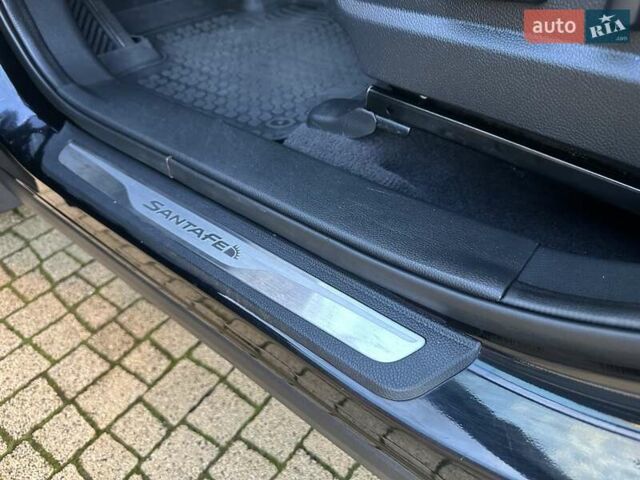 Чорний Хендай Санта Фе, об'ємом двигуна 2.2 л та пробігом 199 тис. км за 19397 $, фото 94 на Automoto.ua