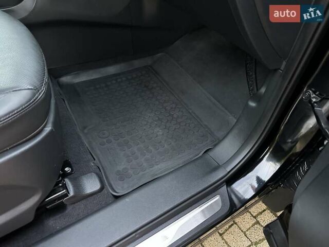 Чорний Хендай Санта Фе, об'ємом двигуна 2.2 л та пробігом 199 тис. км за 19397 $, фото 189 на Automoto.ua