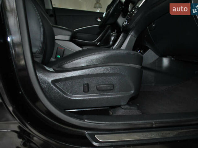 Черный Хендай Санта Фе, объемом двигателя 2.2 л и пробегом 130 тыс. км за 23500 $, фото 44 на Automoto.ua