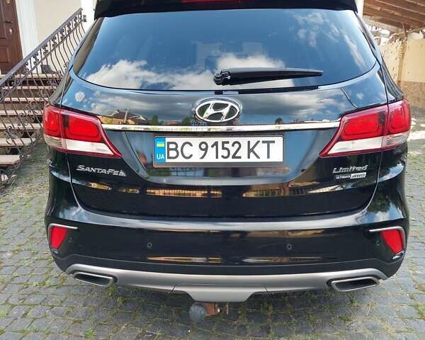 Черный Хендай Санта Фе, объемом двигателя 3.34 л и пробегом 120 тыс. км за 18300 $, фото 9 на Automoto.ua