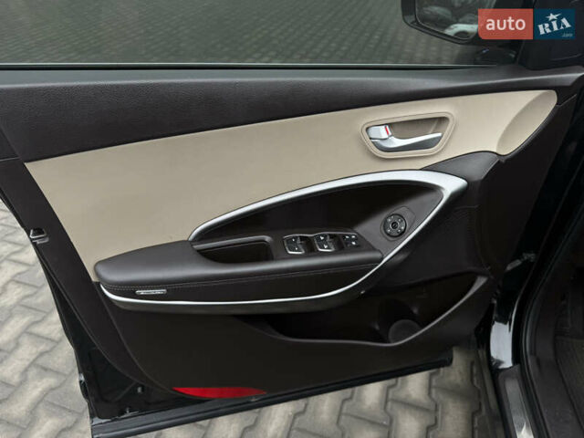 Черный Хендай Санта Фе, объемом двигателя 2.36 л и пробегом 128 тыс. км за 15700 $, фото 18 на Automoto.ua