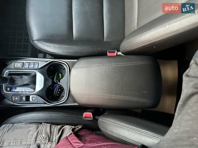 Чорний Хендай Санта Фе, об'ємом двигуна 2.2 л та пробігом 199 тис. км за 19397 $, фото 124 на Automoto.ua