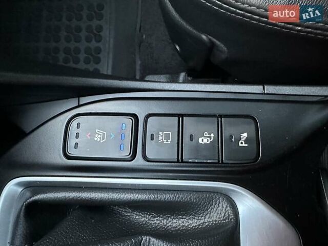 Чорний Хендай Санта Фе, об'ємом двигуна 2.2 л та пробігом 199 тис. км за 19397 $, фото 122 на Automoto.ua