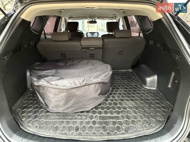 Черный Хендай Санта Фе, объемом двигателя 2.36 л и пробегом 141 тыс. км за 13699 $, фото 15 на Automoto.ua