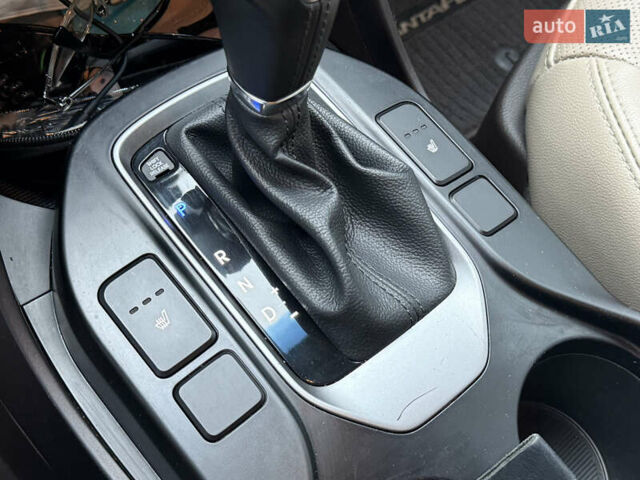 Черный Хендай Санта Фе, объемом двигателя 2.36 л и пробегом 128 тыс. км за 15700 $, фото 32 на Automoto.ua