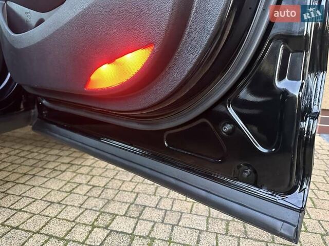 Чорний Хендай Санта Фе, об'ємом двигуна 2.2 л та пробігом 199 тис. км за 19397 $, фото 187 на Automoto.ua