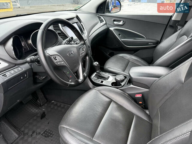Черный Хендай Санта Фе, объемом двигателя 2.2 л и пробегом 188 тыс. км за 21750 $, фото 30 на Automoto.ua