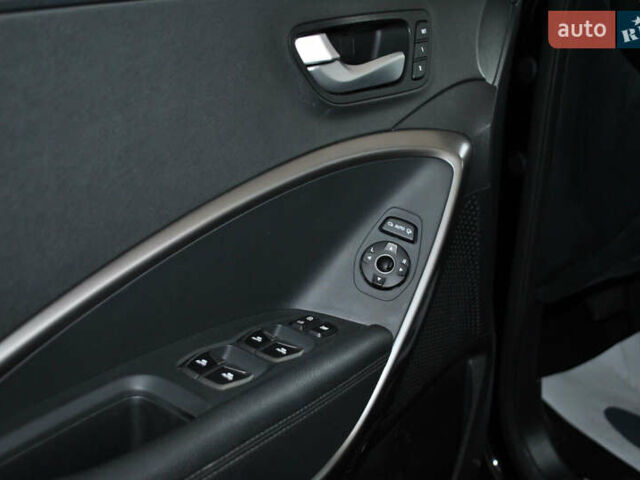 Черный Хендай Санта Фе, объемом двигателя 2.2 л и пробегом 130 тыс. км за 23500 $, фото 30 на Automoto.ua