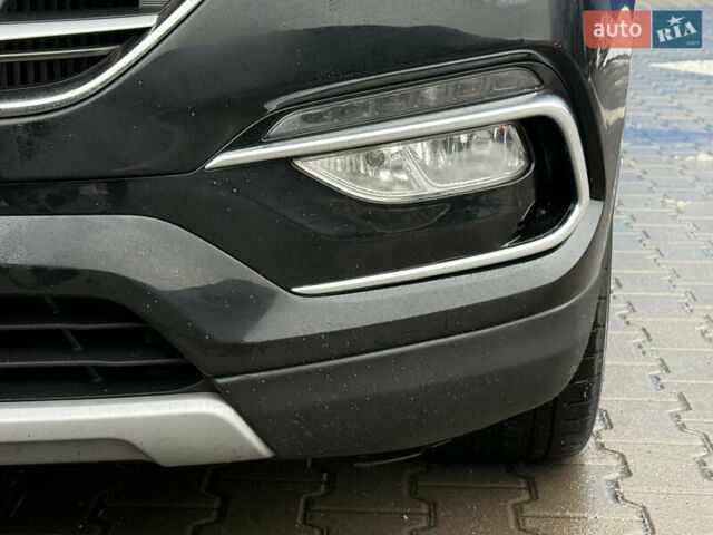 Черный Хендай Санта Фе, объемом двигателя 2.2 л и пробегом 188 тыс. км за 21750 $, фото 18 на Automoto.ua
