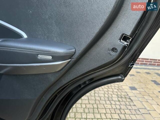 Чорний Хендай Санта Фе, об'ємом двигуна 2.2 л та пробігом 199 тис. км за 19397 $, фото 180 на Automoto.ua